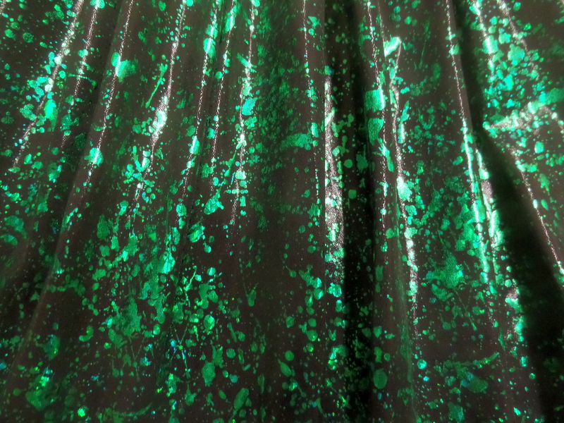 6.Green-Black Hologram Splash